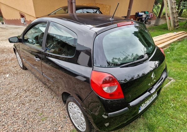 Renault Clio cena 6800 przebieg: 225000, rok produkcji 2005 z Brzesko małe 22